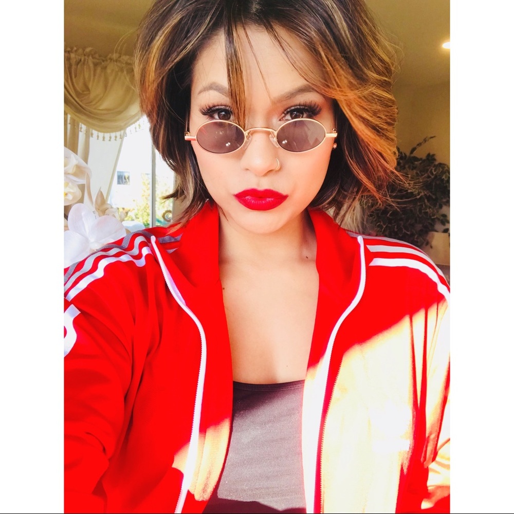 Early 90’s Style Sunglasses 😎